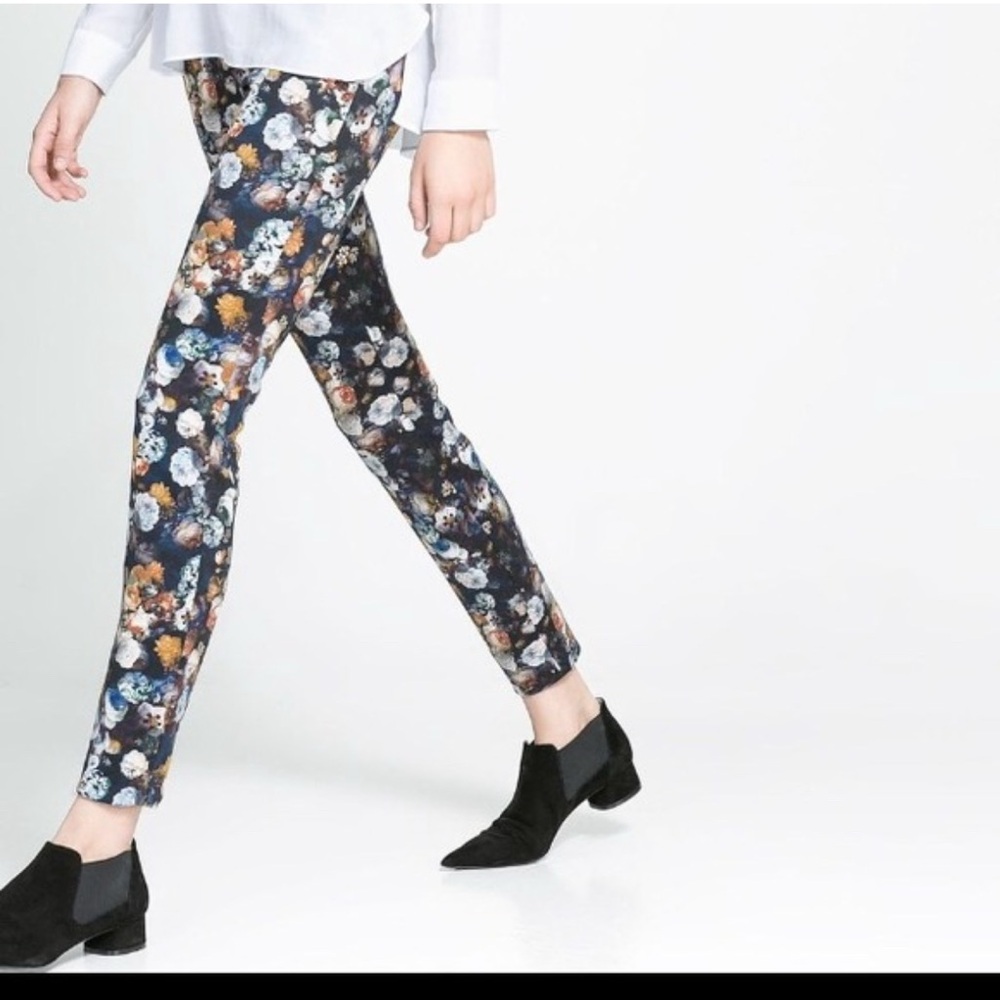 ZARA Floral Print Ponte Legging EUC Sz. XS